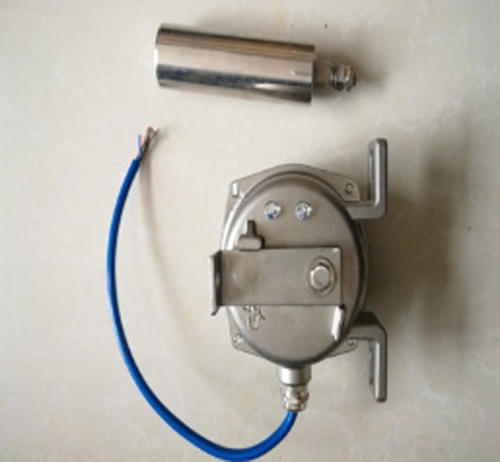 皮帶跑偏開關(guān)LHPE-10/1-LP、皮帶跑偏開關(guān)PB10-45廠家