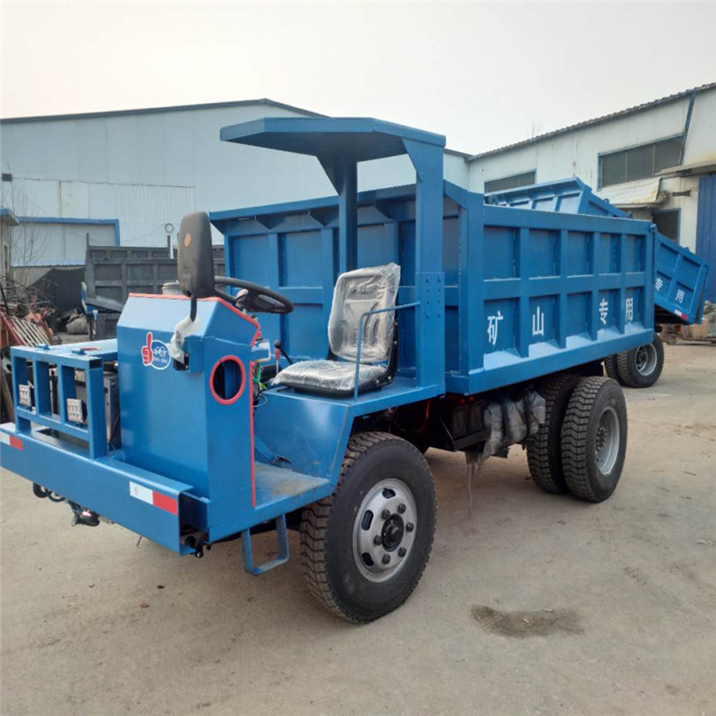 無(wú)軌膠輪車